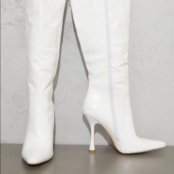 White PU croc point Toe flare high heeled knee boots - Picture 3 of 8